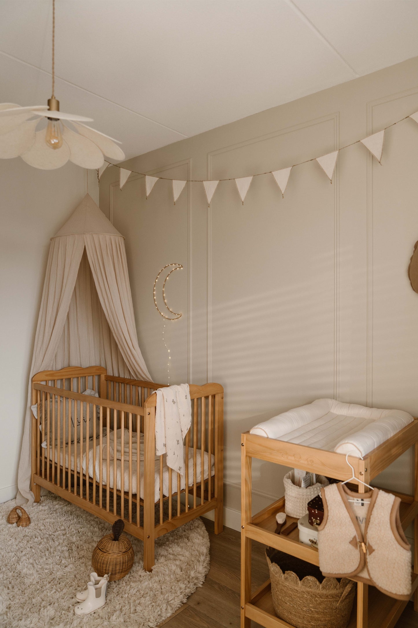 Rose Changing table